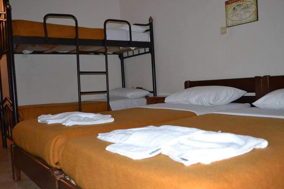 Athina Hotel ネオス・パンテレイモン エクステリア 写真